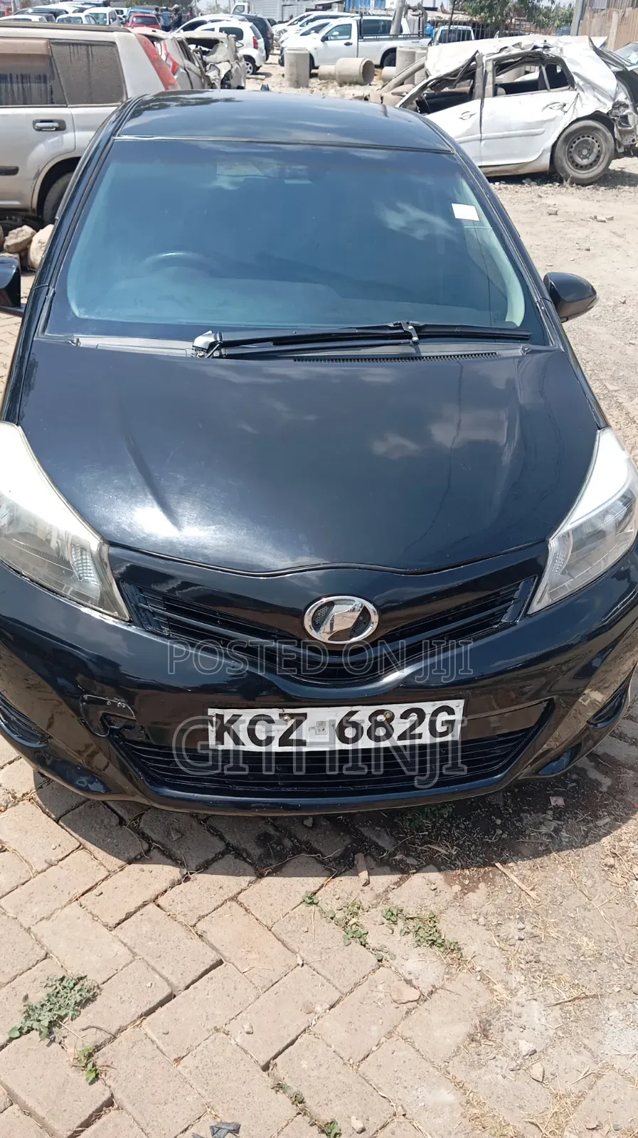 Toyota Vitz 2013 Black