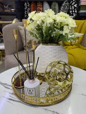 Luxury Gold Themed Décor Set – Elegant Home Styling