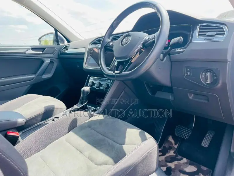 Volkswagen Tiguan 2020 Blue