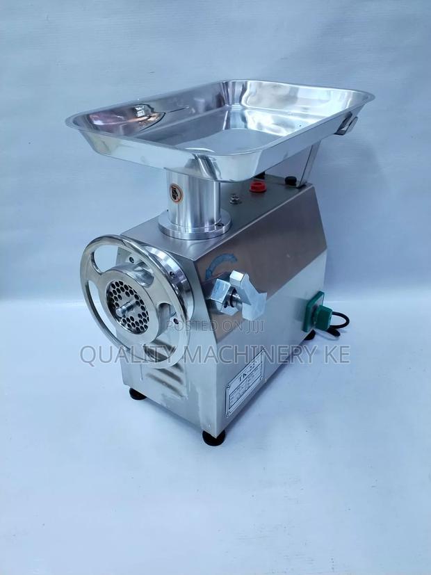 Durable Stainless Steel M22 Meat Mincer With Reverse