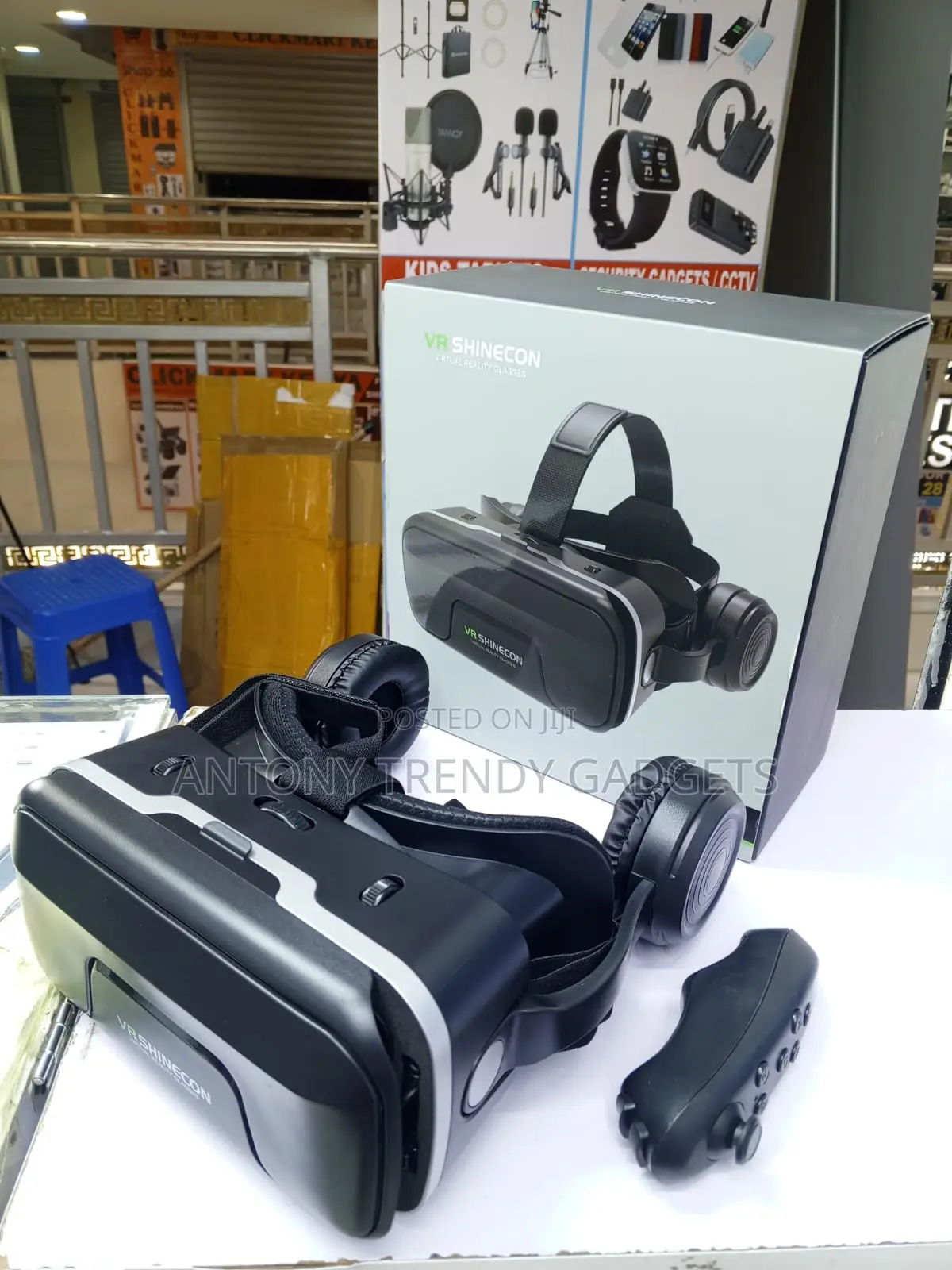 VR Shinecon G04EA 3D VR Headset With Bluetooth Remote