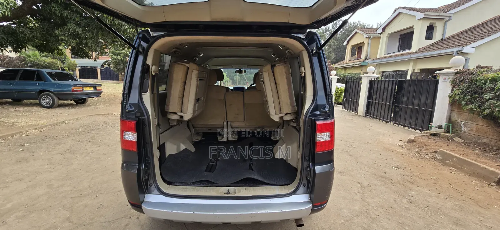 Mitsubishi Delica 2012 Green
