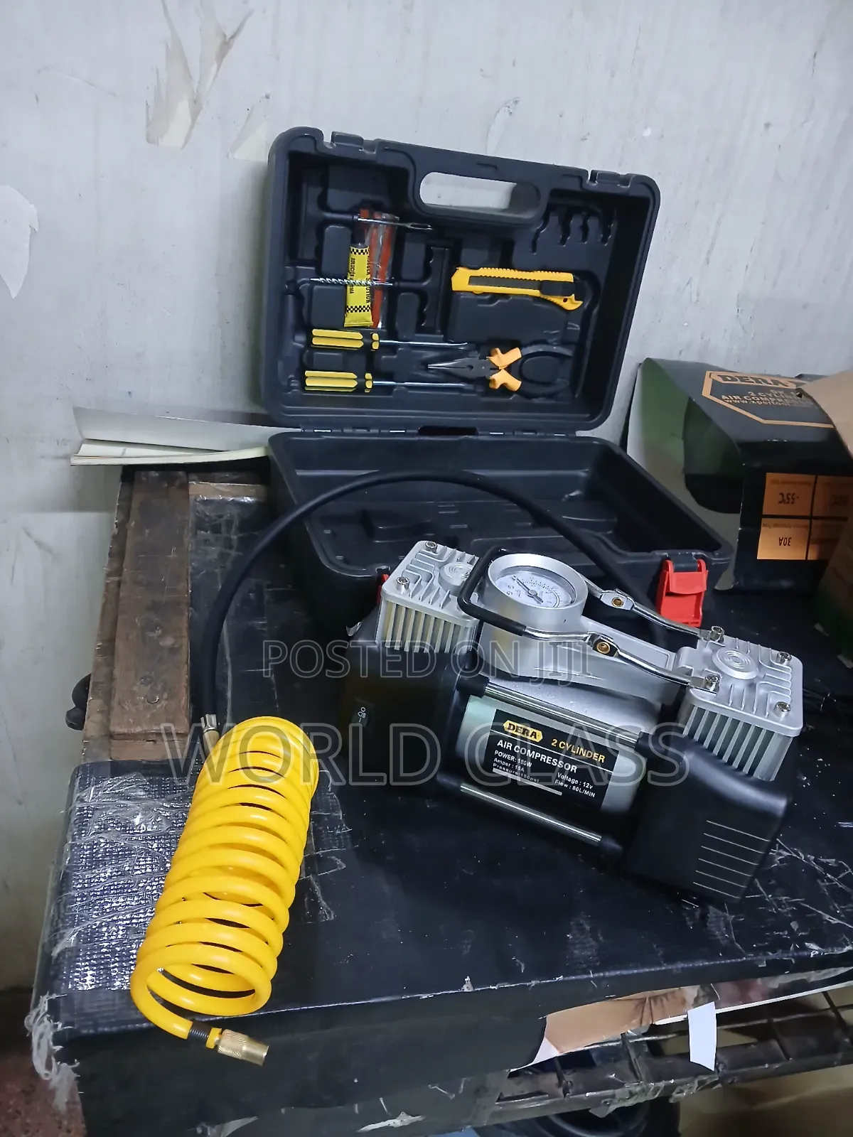 Dera 12V 2-Cylinder Portable Air Compressor
