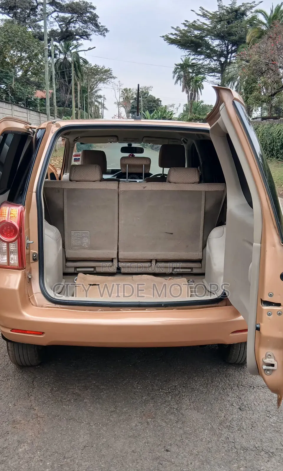 Toyota Raum 2008 Brown