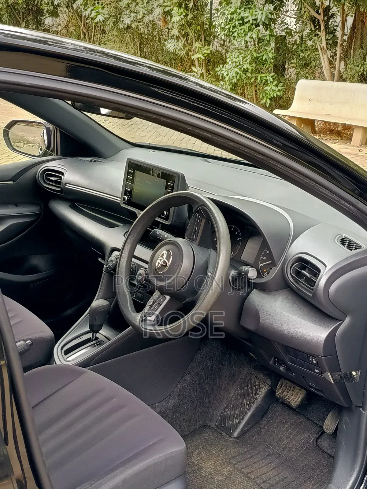 Toyota Yaris 2021 Black