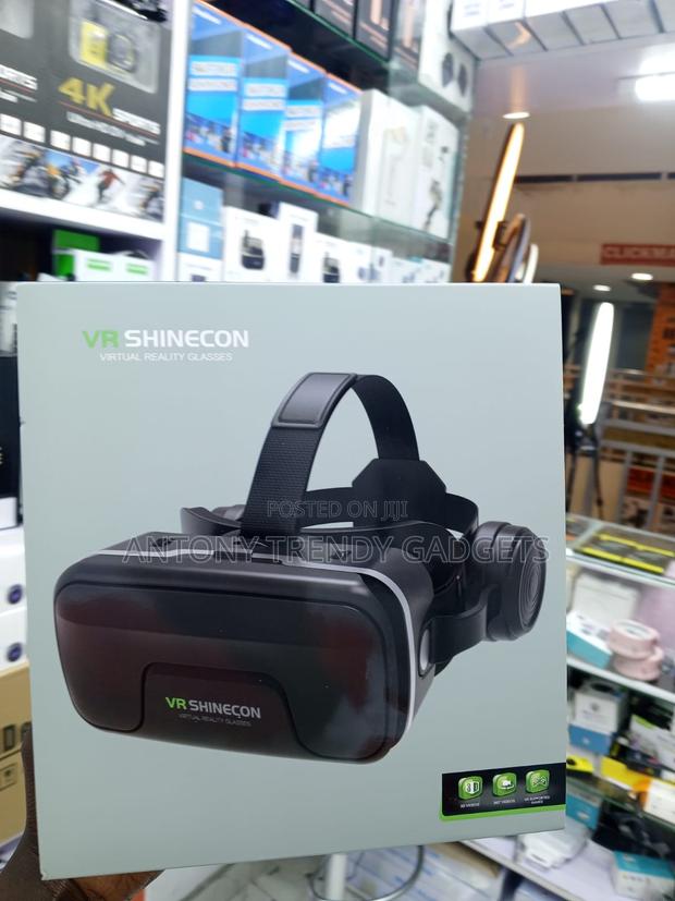 Shinecon G04EA VR Headset With Stereo Headphones Remote