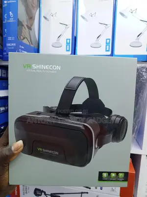Shinecon G04EA VR Headset With Stereo Headphones Remote