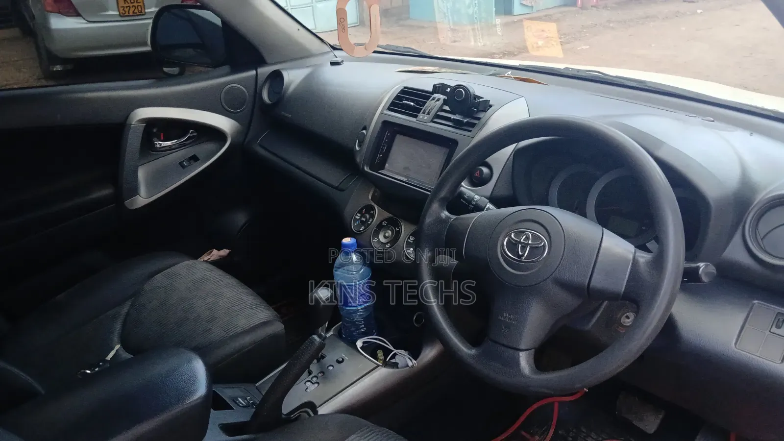 Toyota RAV4 2012 White