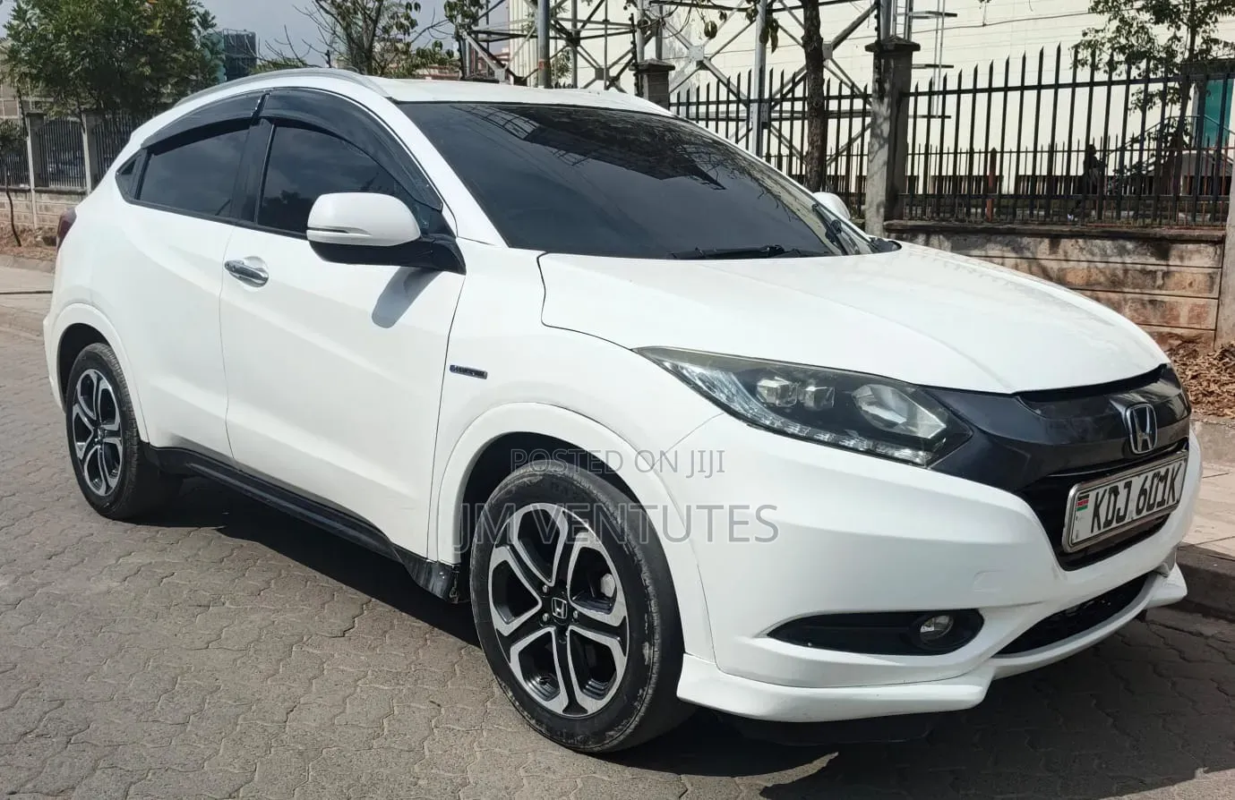 Honda Vezel 2015 White