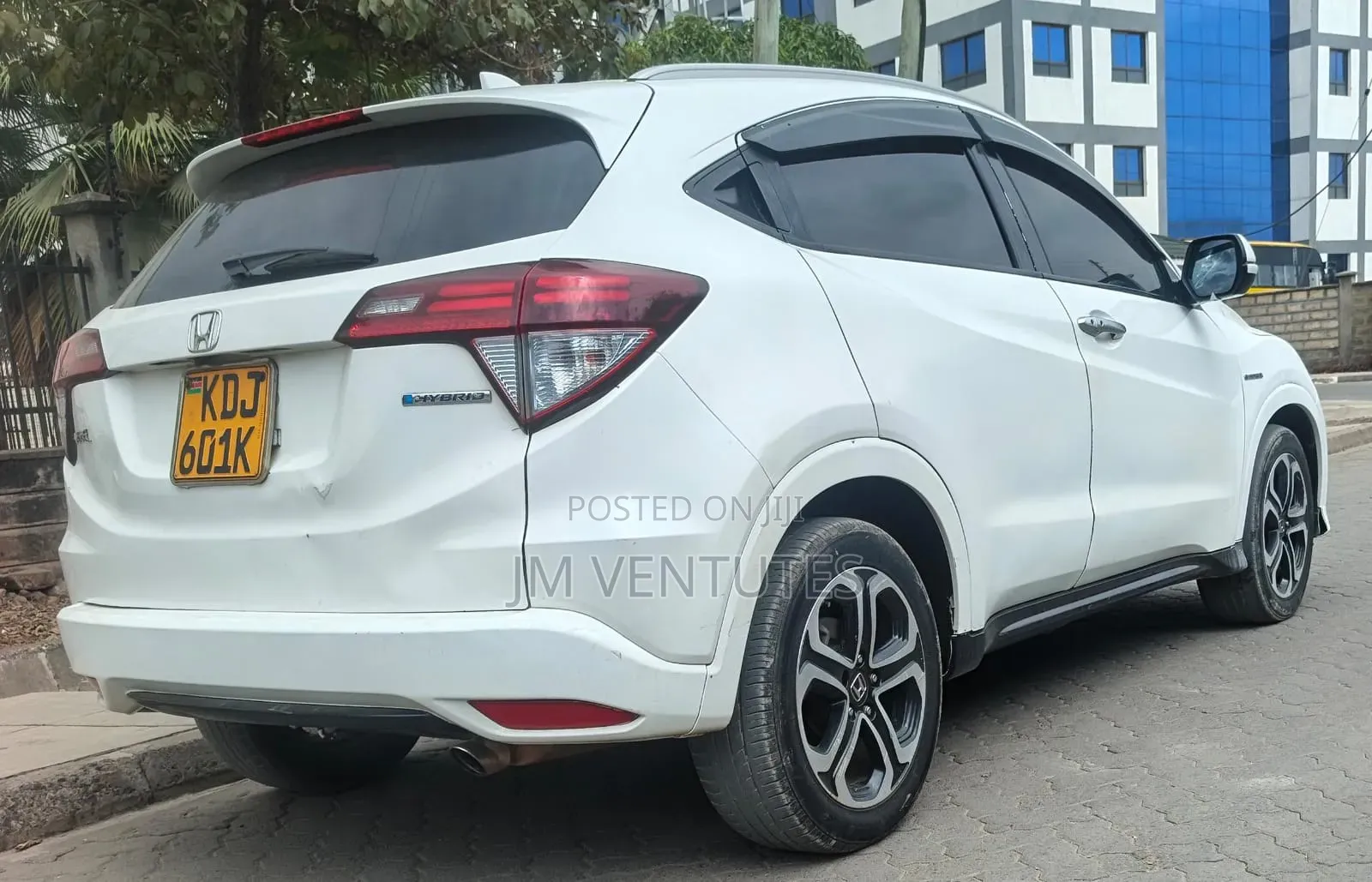 Honda Vezel 2015 White