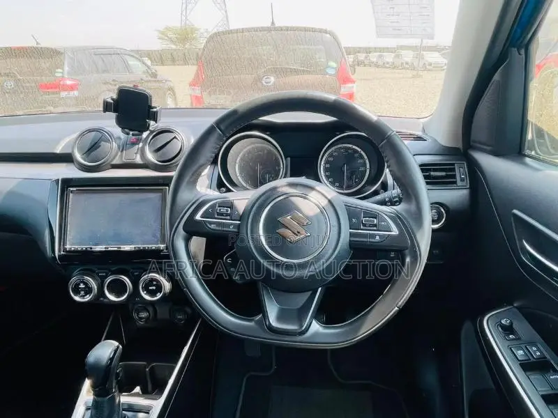 Suzuki Swift 2019 Blue