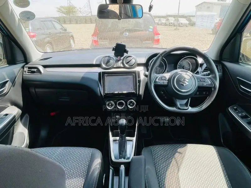 Suzuki Swift 2019 Blue