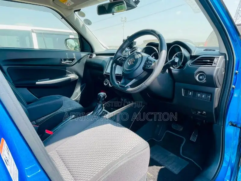 Suzuki Swift 2019 Blue