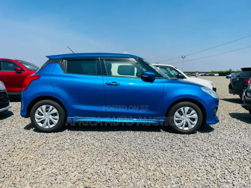 Suzuki Swift 2019 Blue