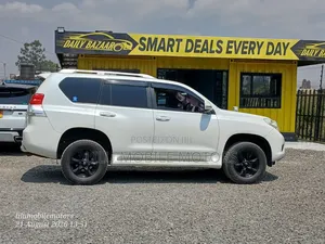 Toyota Land Cruiser Prado 2012 White