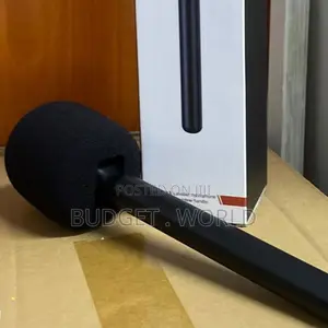 Wireless Lavalier Microphone for Smartphones Content Creation