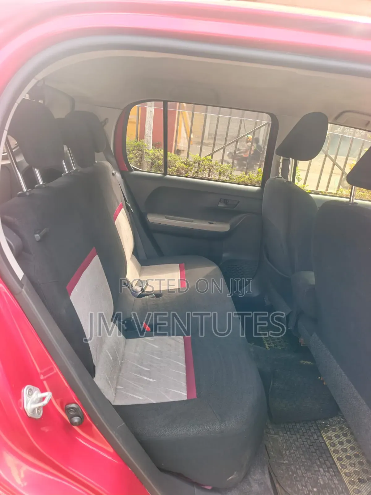 Toyota Passo 2017 Red