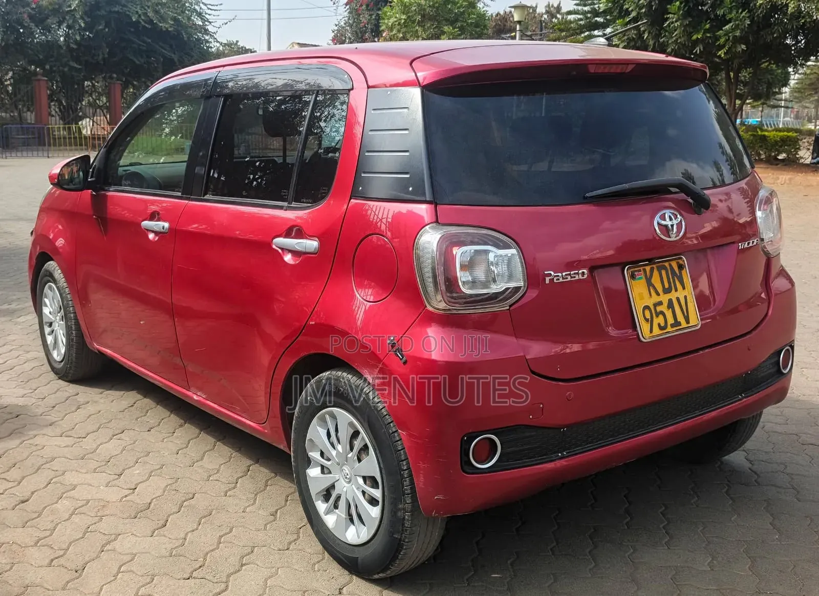 Toyota Passo 2017 Red