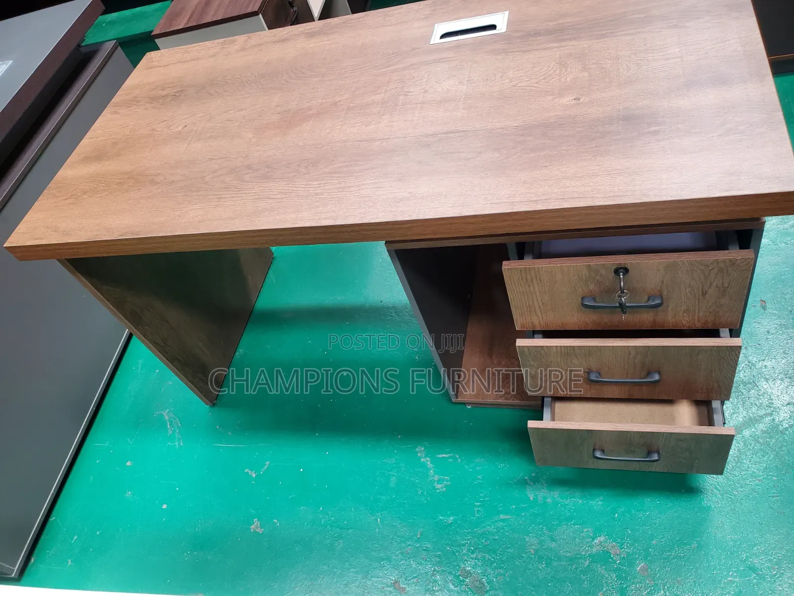 ApexCraft 1.4M Office Desk