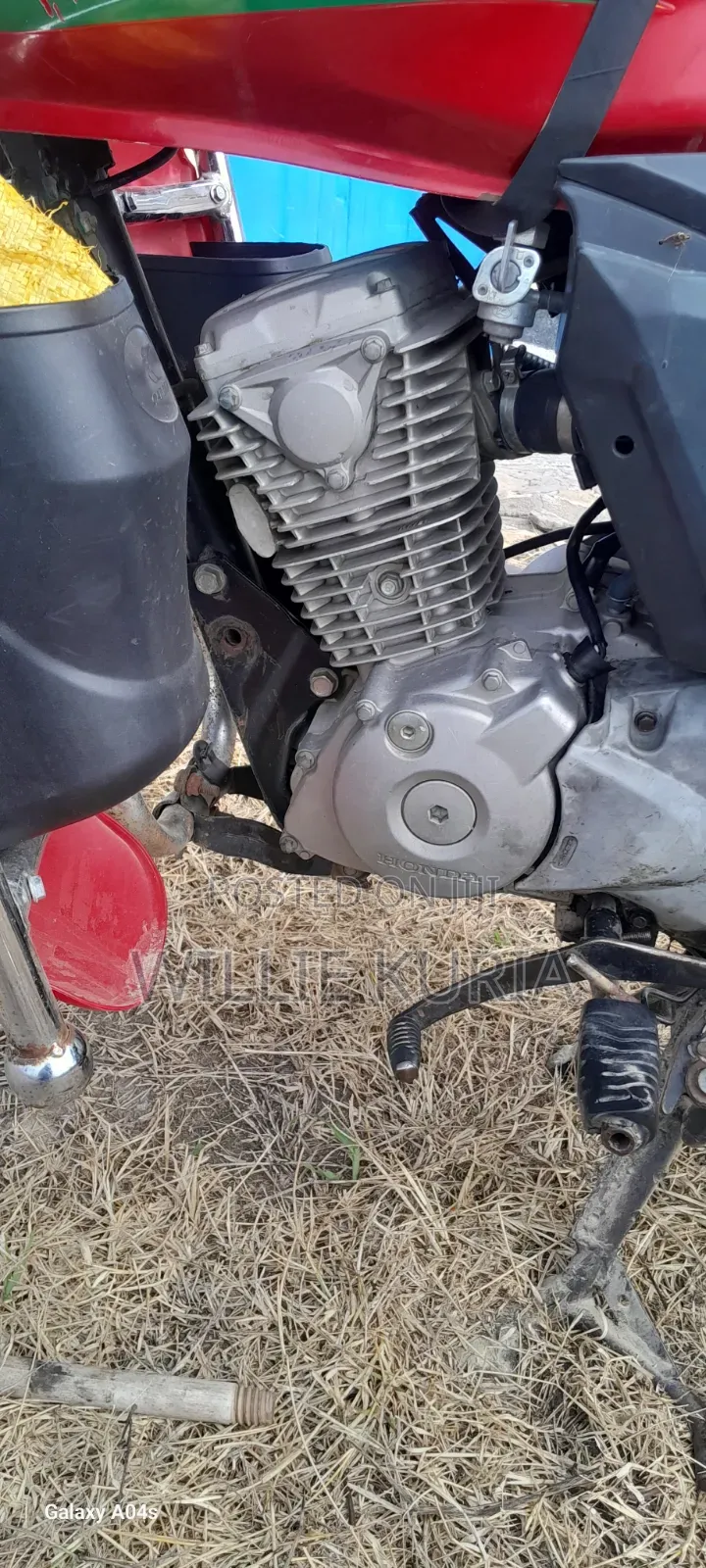 Honda CB 2019 Red