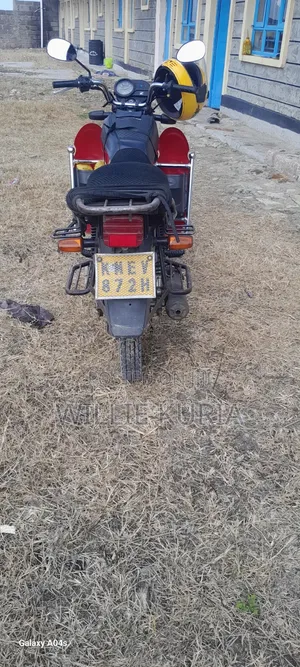 Honda CB 2019 Red