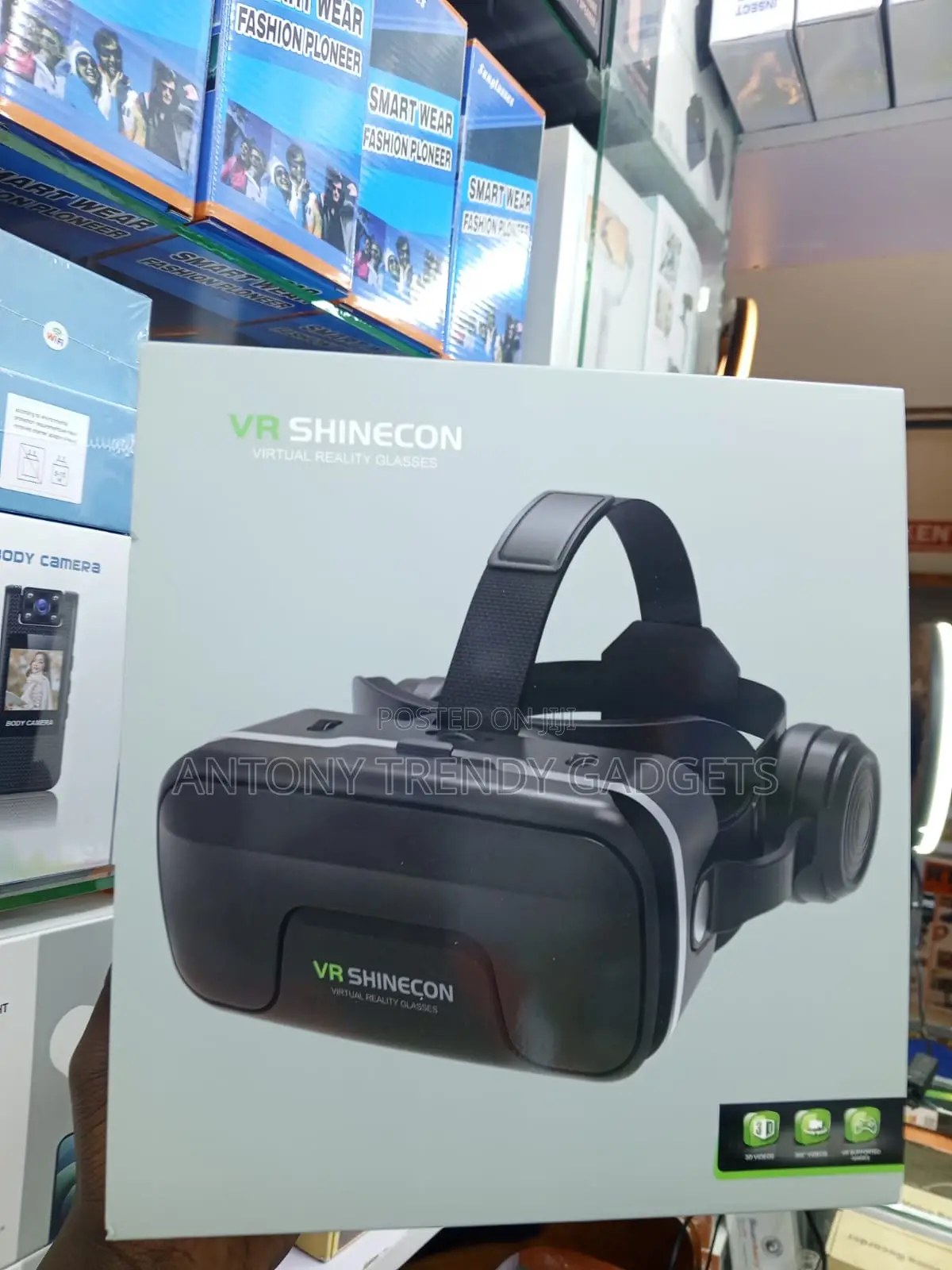 G04EA Smartphone VR Headset for Android iPhone