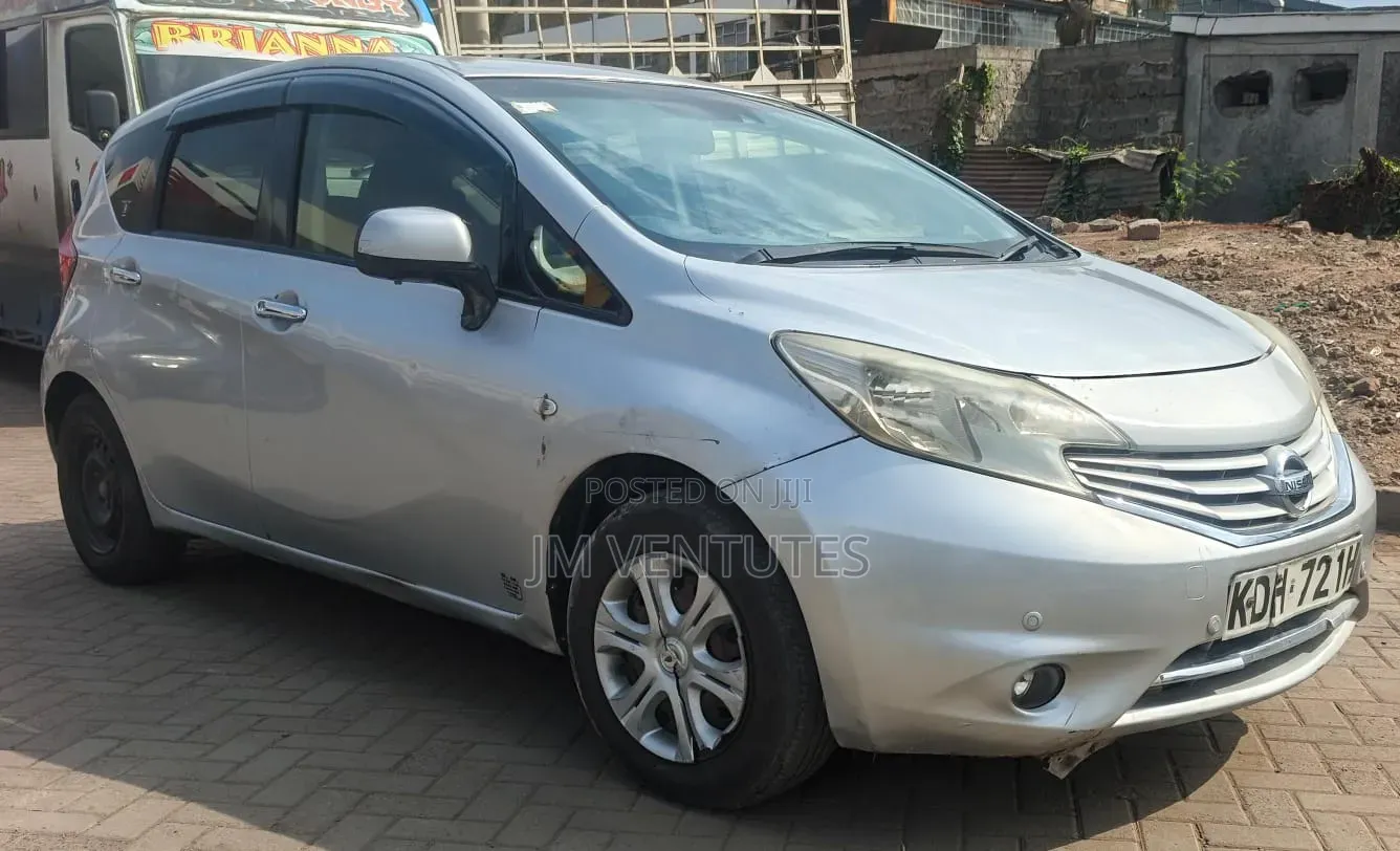 Nissan Note 2015 Silver