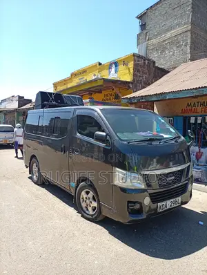 Isuzu Como 2013 Brown
