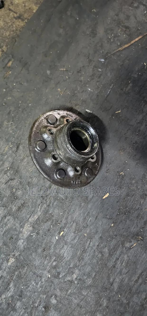 Isuzu Dmax 2wd Hub Bearing