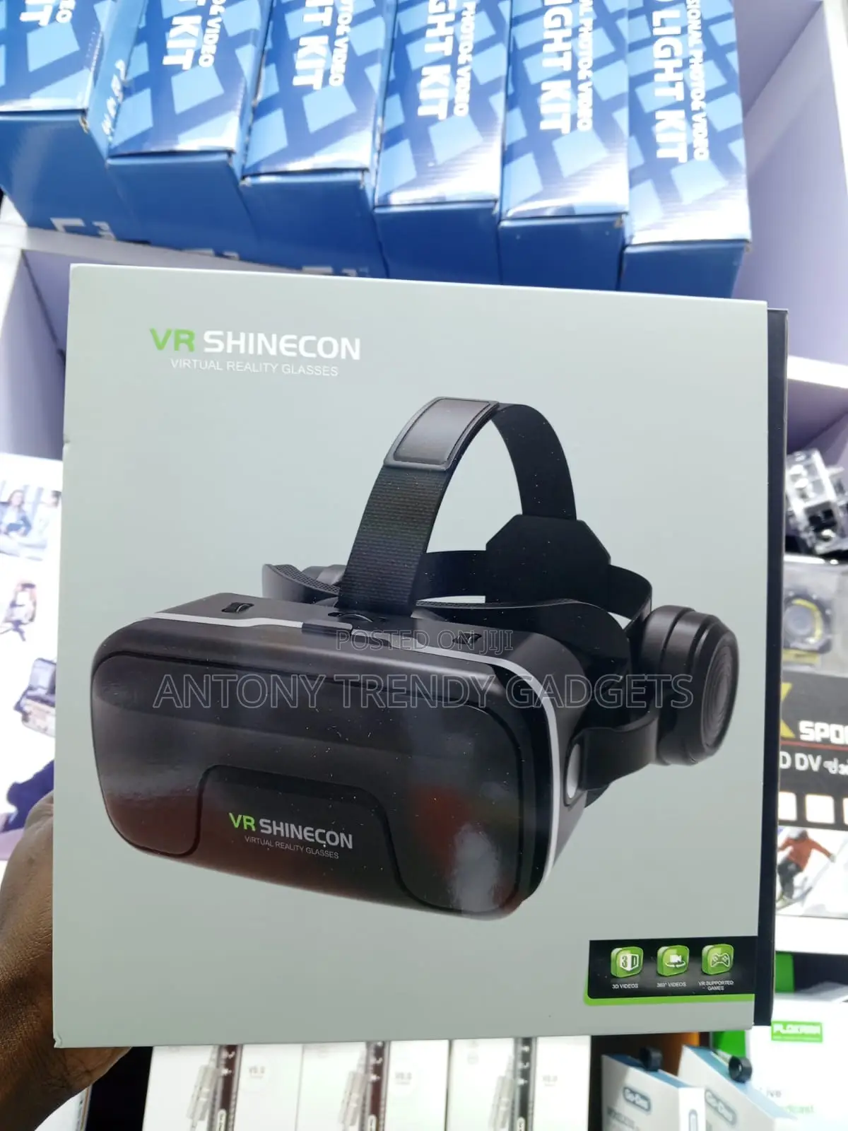 G04EA 3D VR Glasses With Adjustable Lenses Headphones