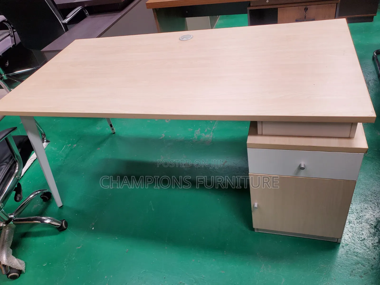 1.6M Minimalist Light Oak Executive Desk