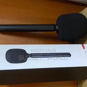 Premium Lavalier Microphone for Clear Speech Mobile Content