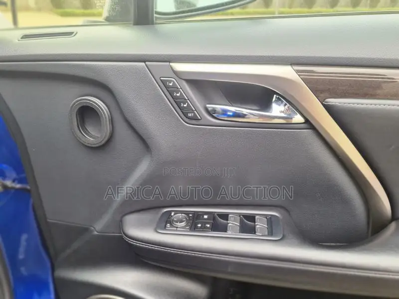 Lexus RX 2019