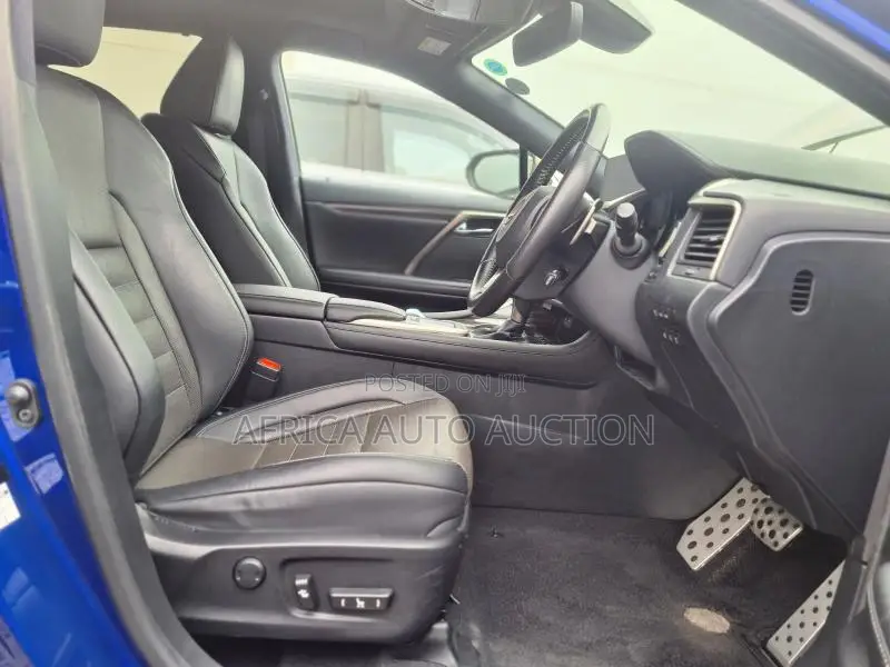 Lexus RX 2019