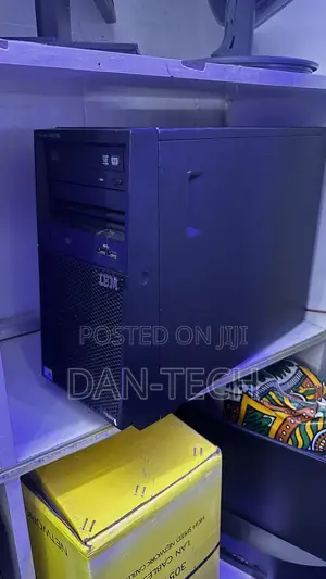Server 6GB Intel Xeon HDD 500GB