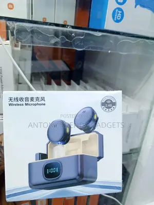 Q8 2.4G Wireless Lavalier Mic With Magnetic Clip Case
