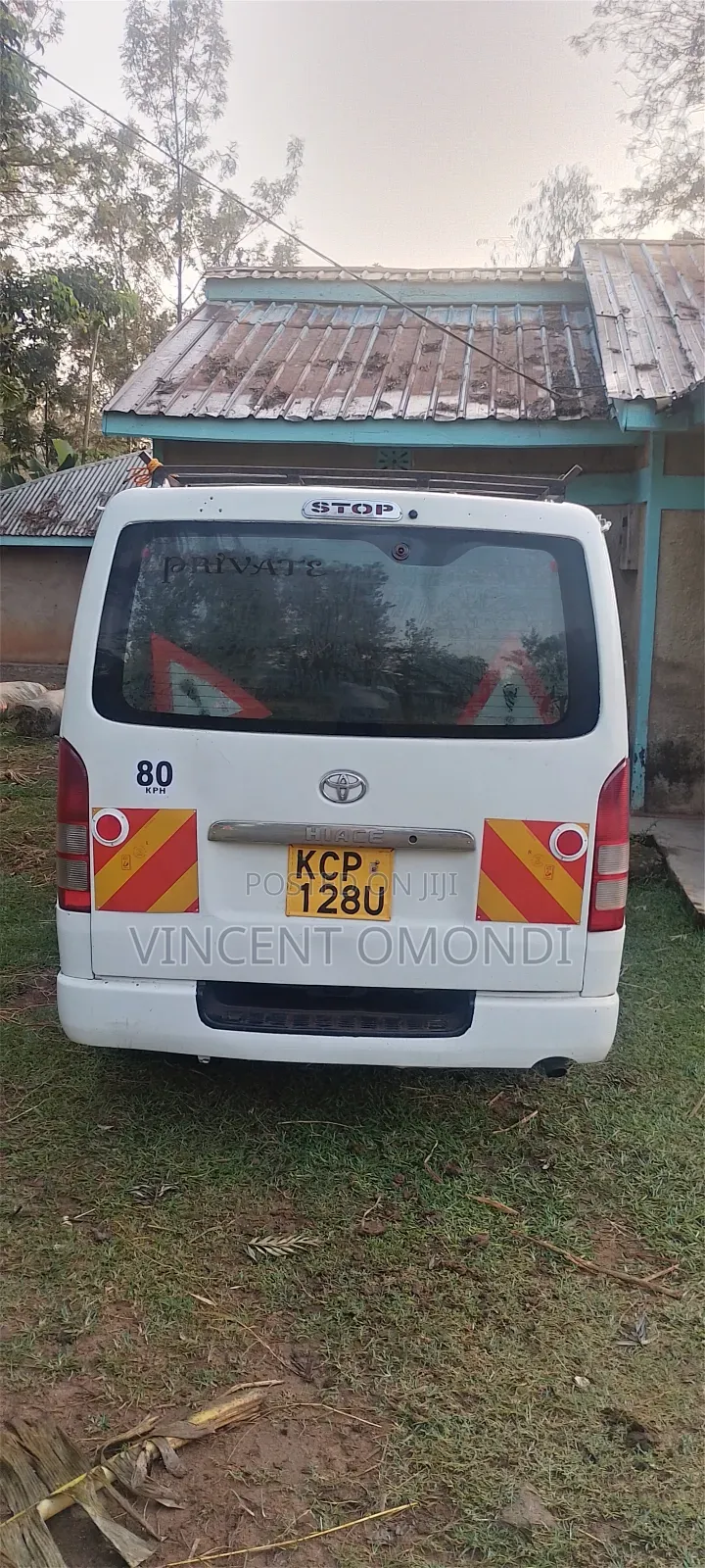 Toyota HiAce 2016 White
