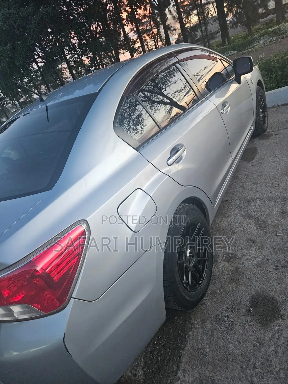 Subaru Impreza 2.0i Limited PZEV 4dr Sedan AWD (2.0L 4cyl CVT) 2014