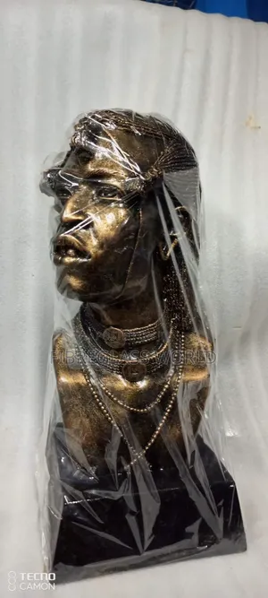 Tradition Sculptures