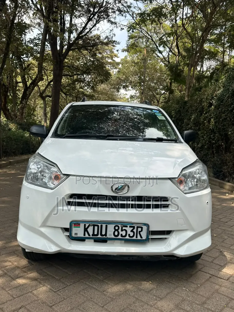 Daihatsu Mira 2017 White