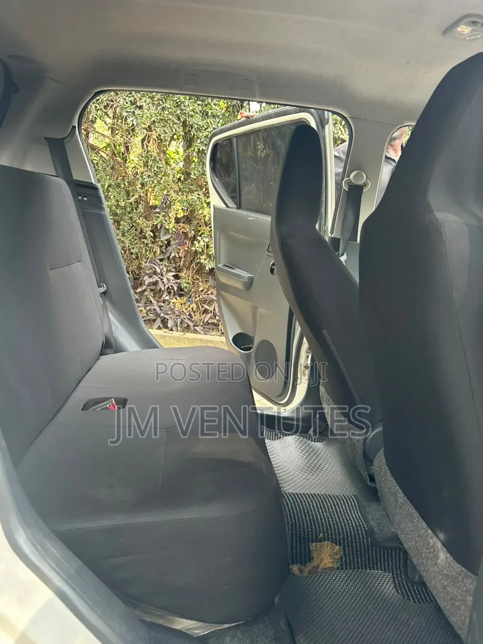 Daihatsu Mira 2017 White