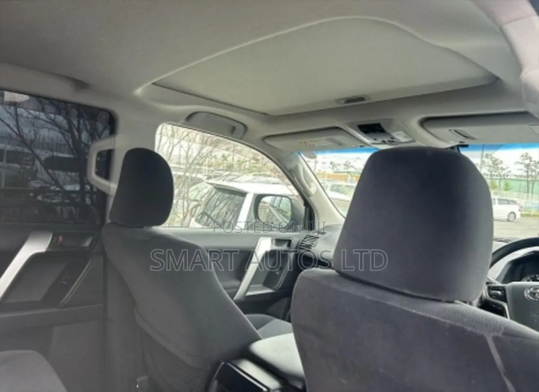 Toyota Land Cruiser Prado 2019 Black