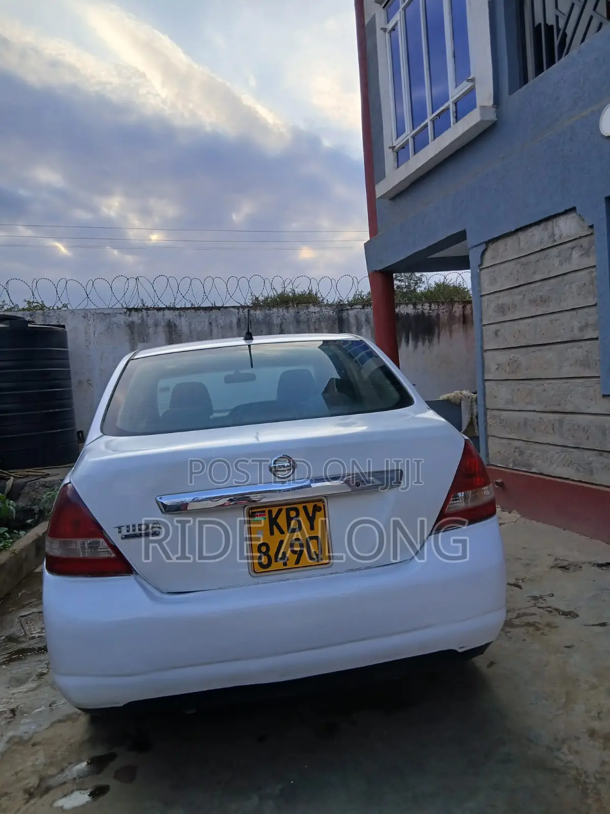 Nissan Tiida 2007 White