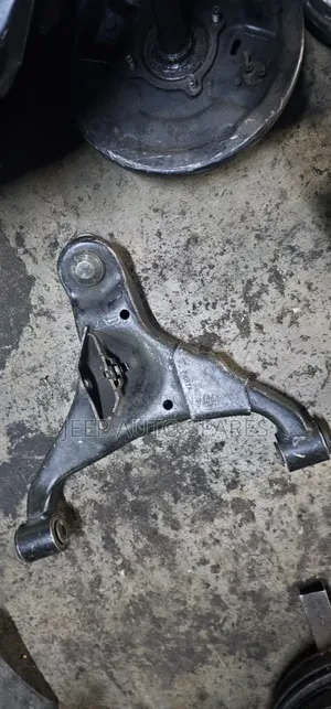 Ford Ranger 3.2 Lower Control Arm