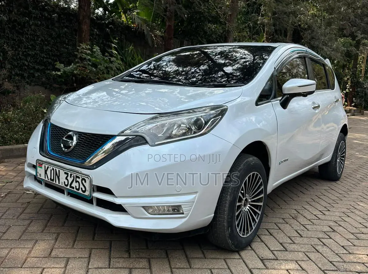 Nissan Note 2016 White