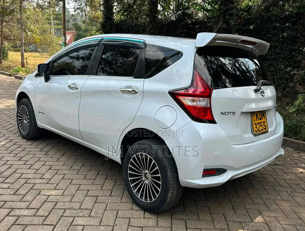 Nissan Note 2016 White