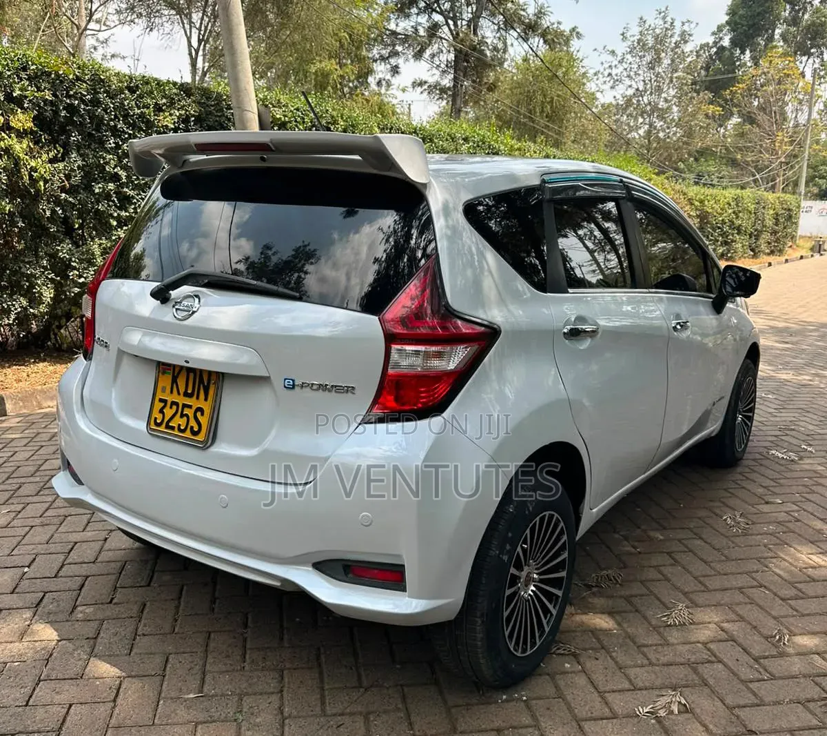 Nissan Note 2016 White