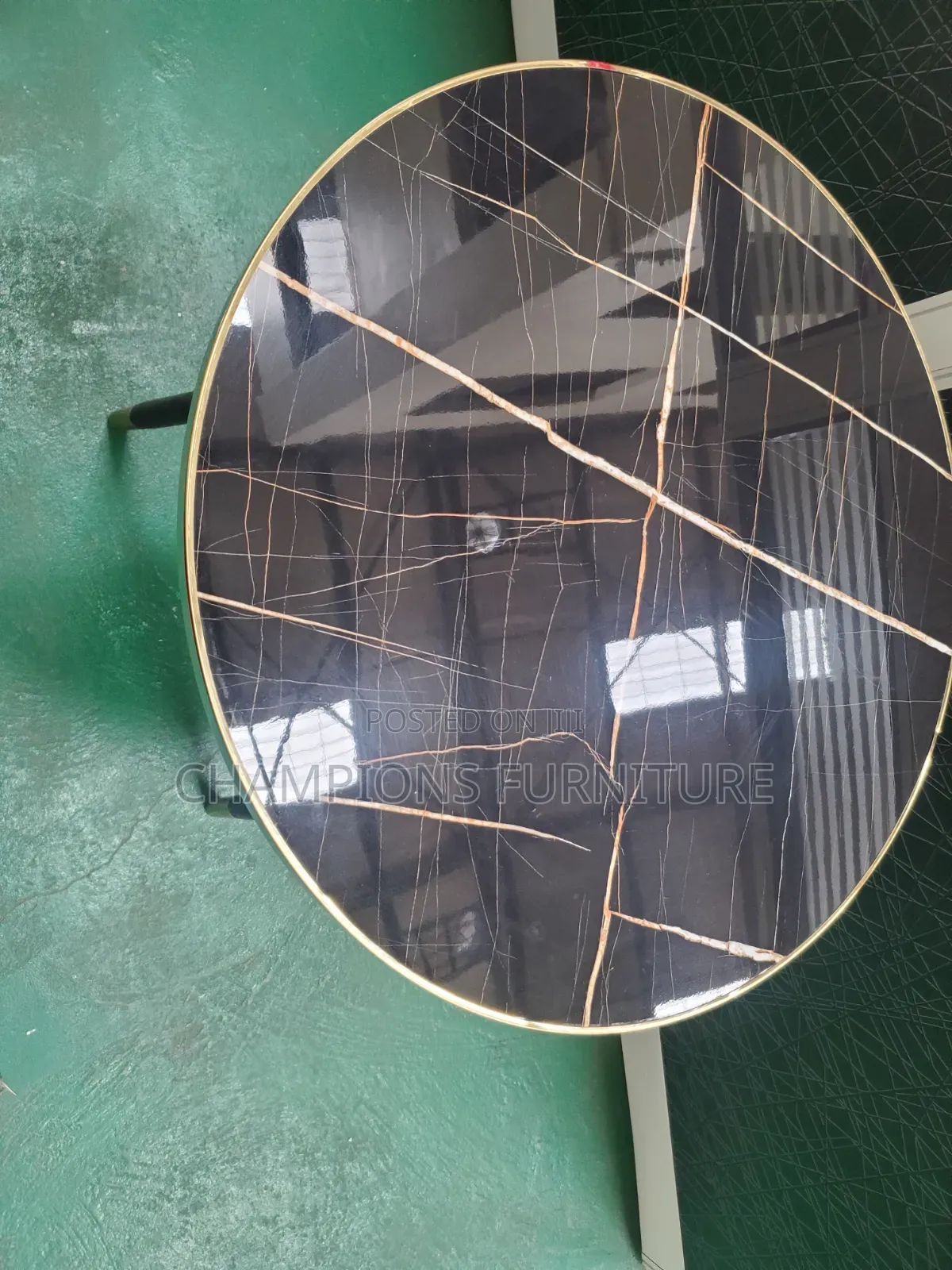 Moderm Black Marble Patterned Round Accent Table