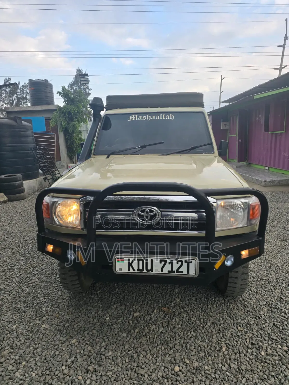 Toyota Land Cruiser 2014 Gold