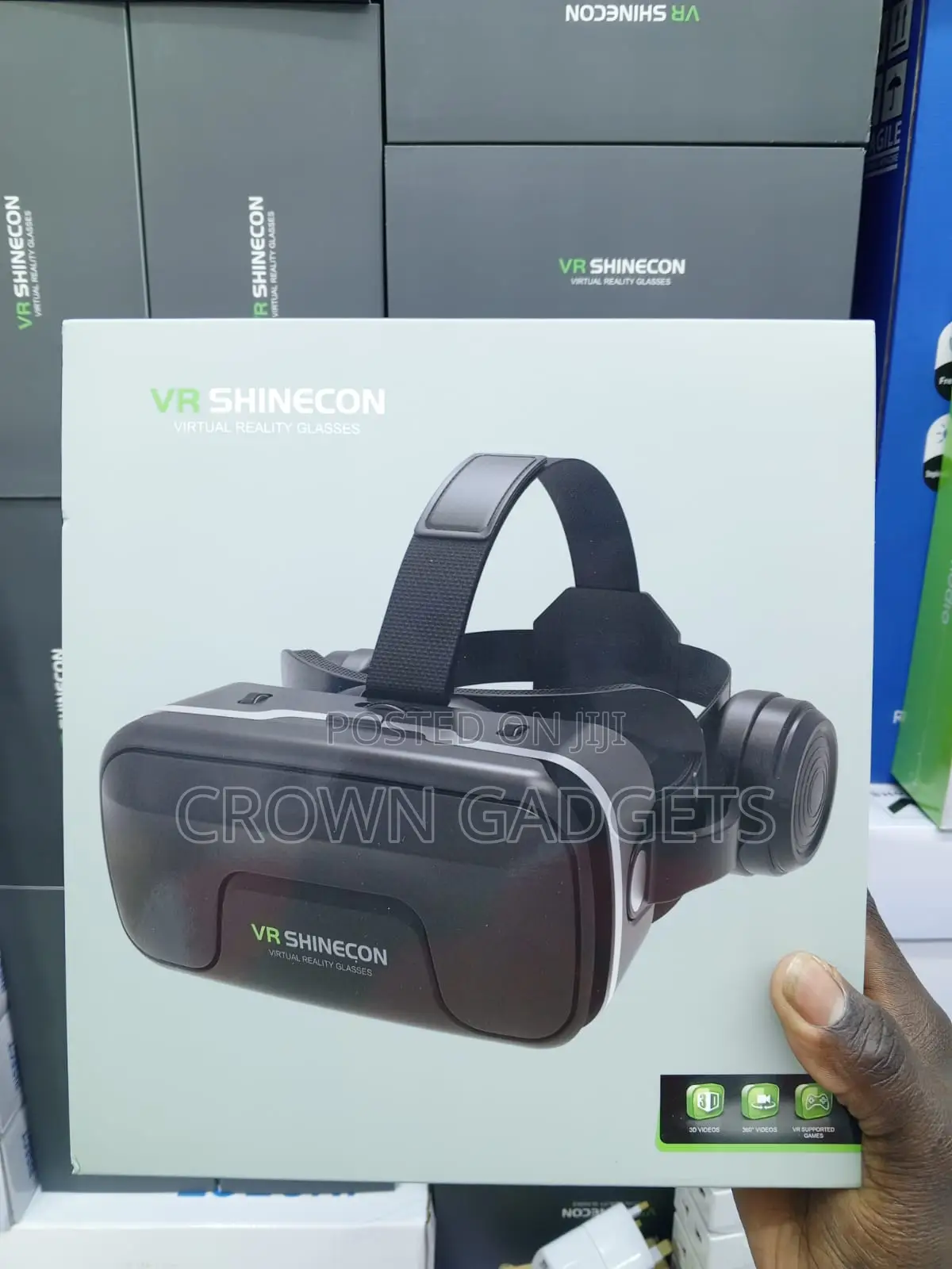 G04EA Virtual Reality Headset With Bluetooth Controller